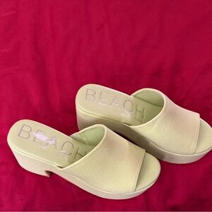 Beach Women's Pastel Green Platform Sandals